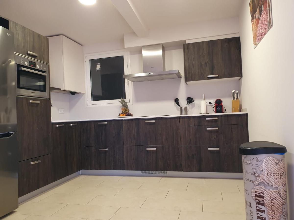 Apartment Market Square Cardona Esterno foto